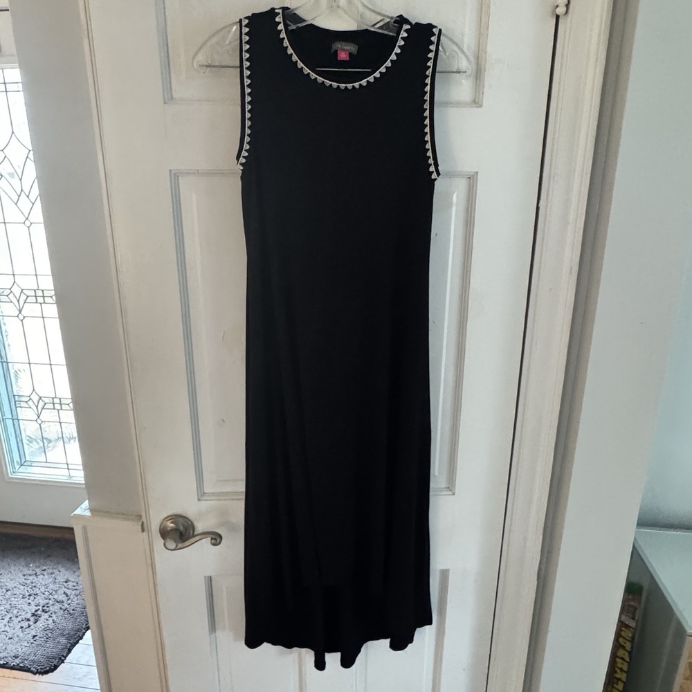 Vince Camuto‎ Women's Maxi Dress PS Black Sleeveless Scallop Trim Minimalist